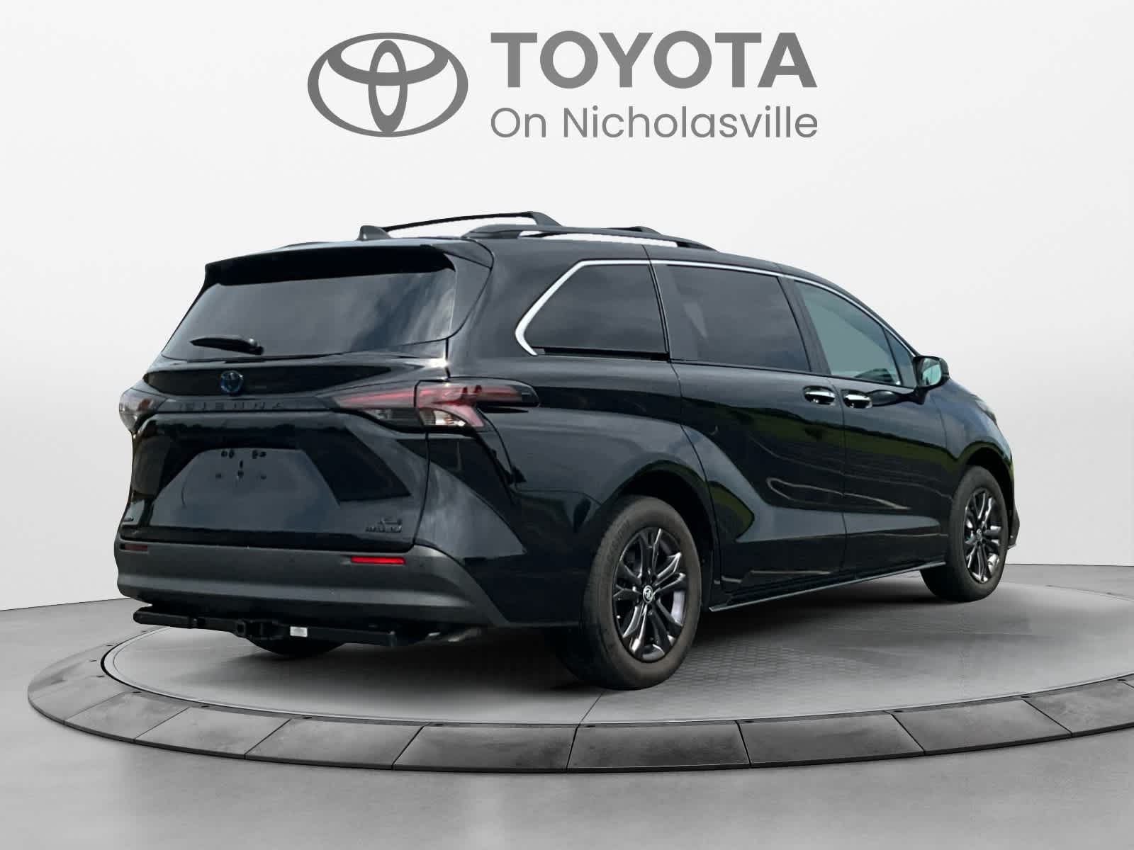 2024 Toyota Sienna XLE