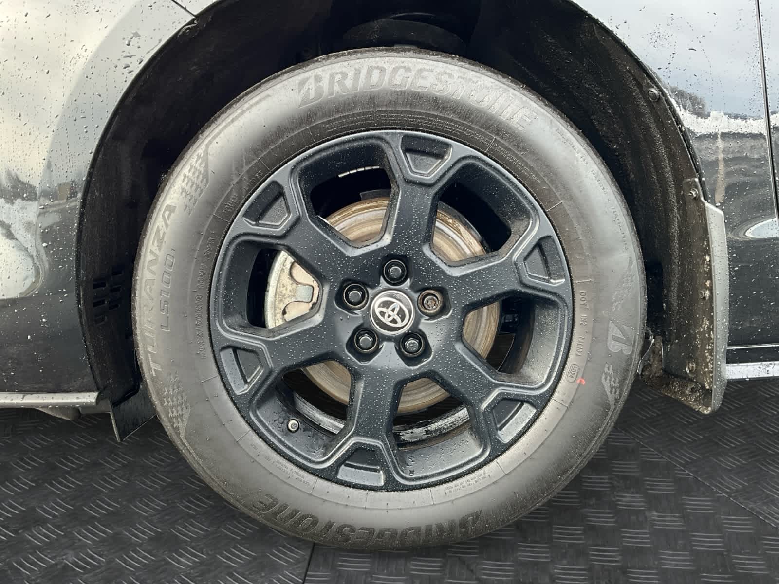 2025 Toyota Sienna Woodland Edition