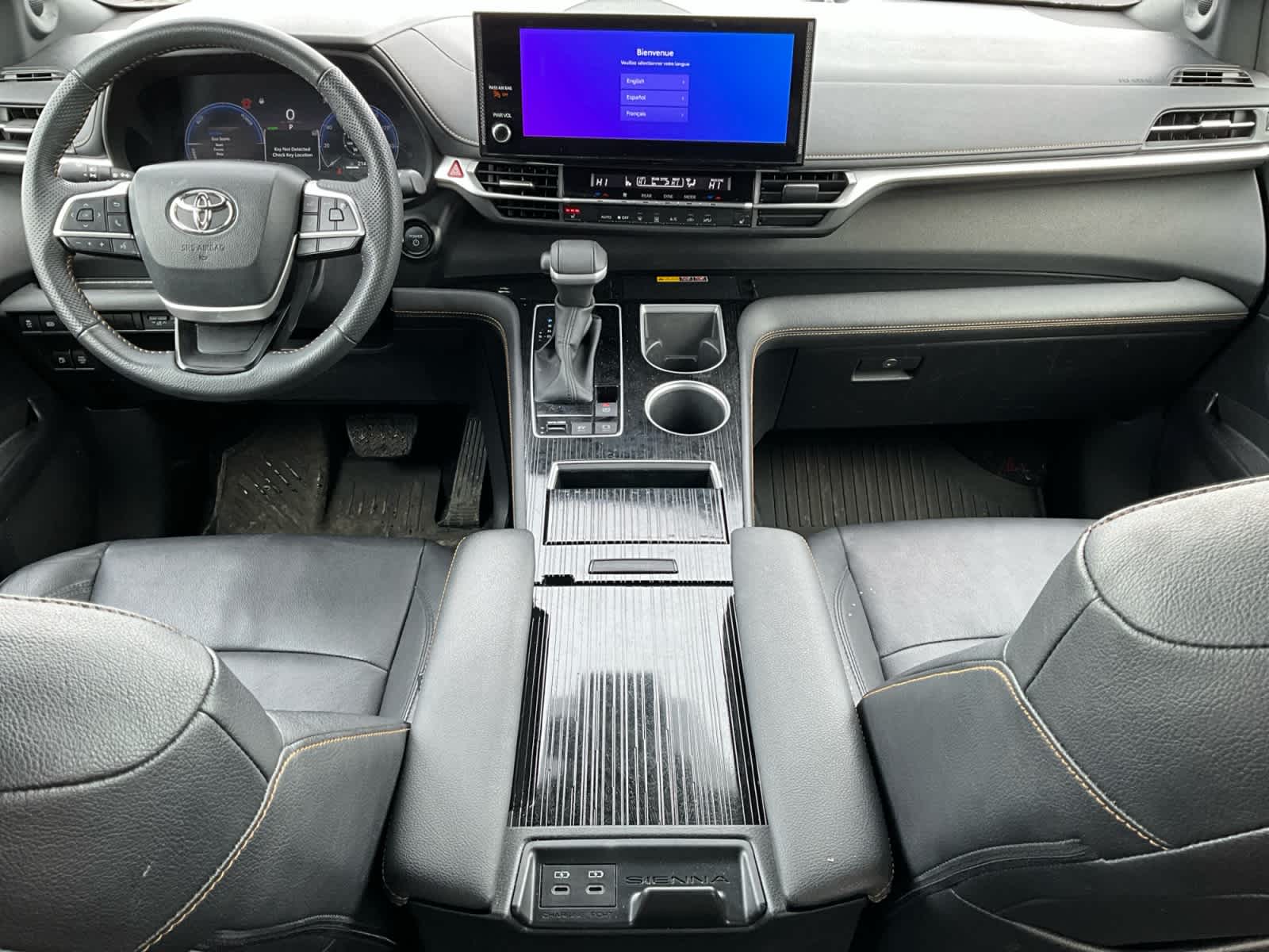 2025 Toyota Sienna Woodland Edition