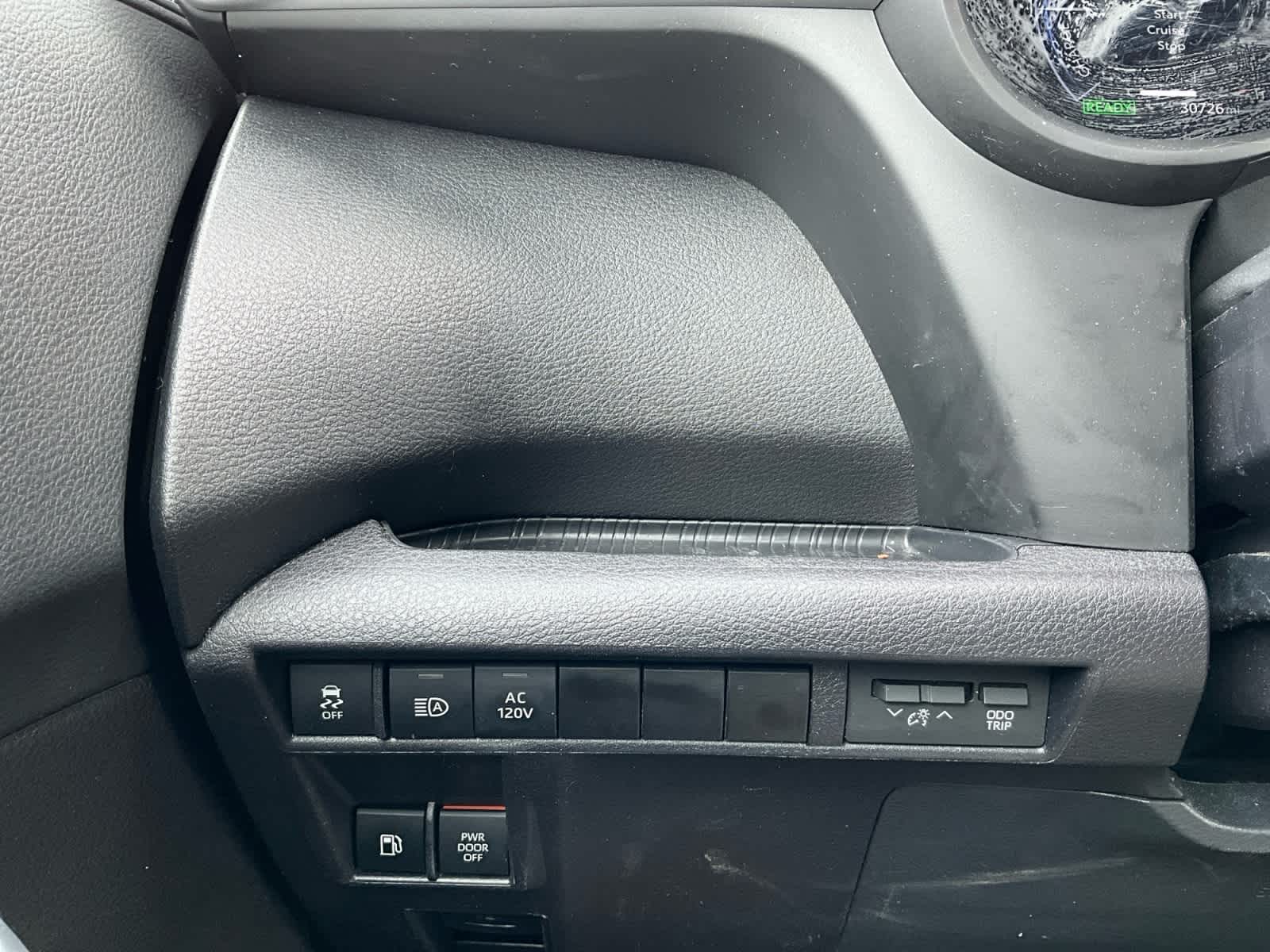 2025 Toyota Sienna Woodland Edition