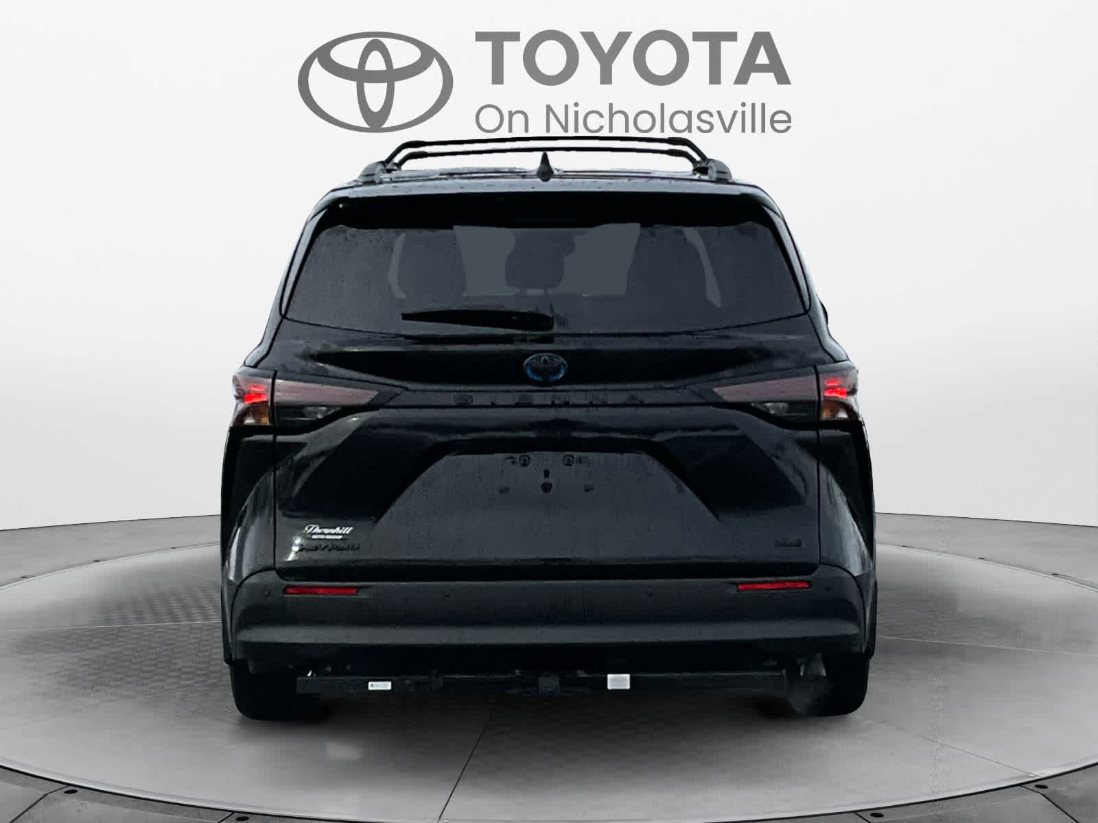 2025 Toyota Sienna Woodland Edition