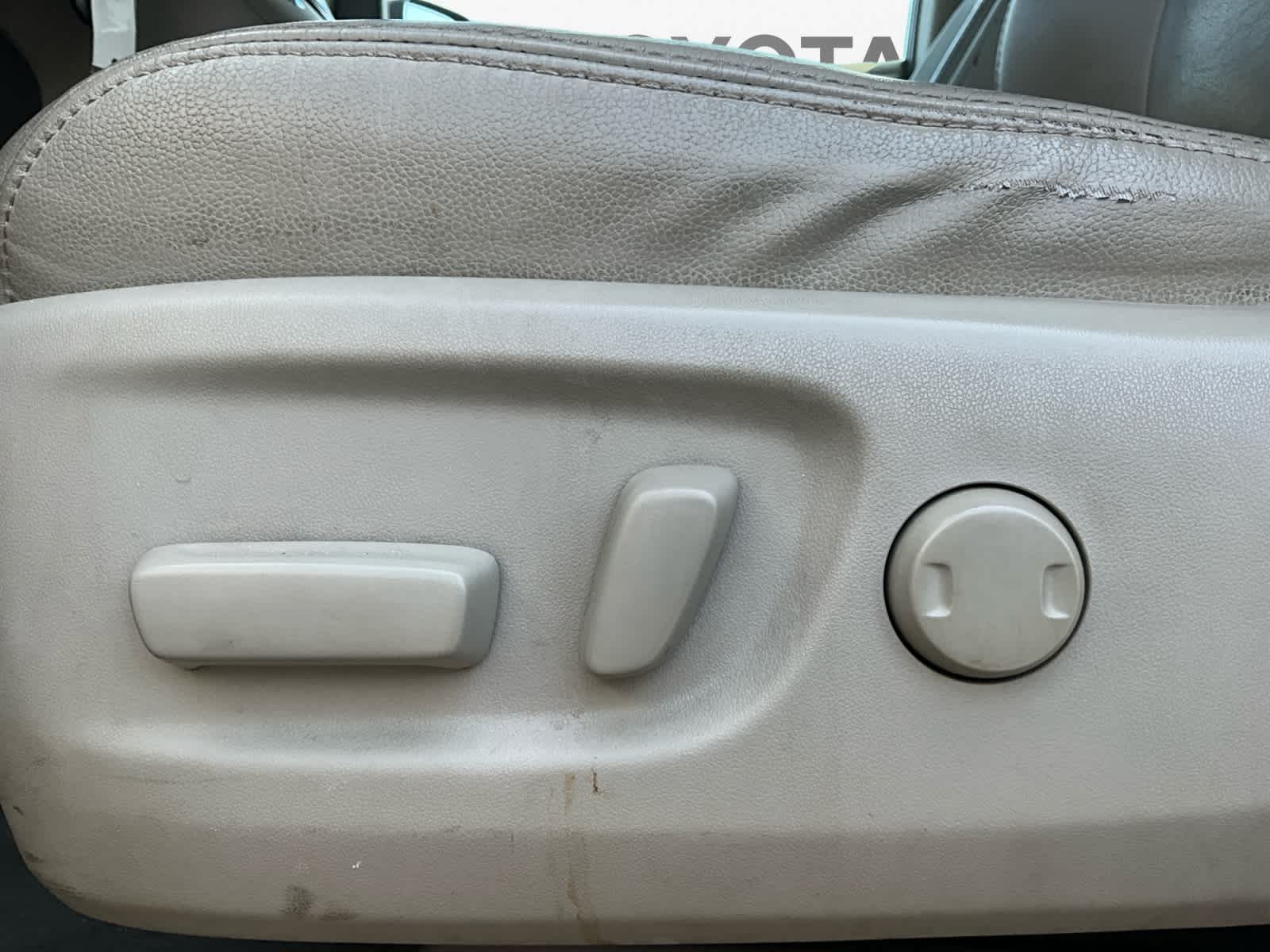 2011 Toyota Sienna XLE