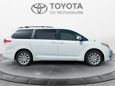 2011 Toyota Sienna XLE