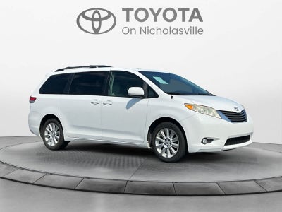 2011 Toyota Sienna XLE