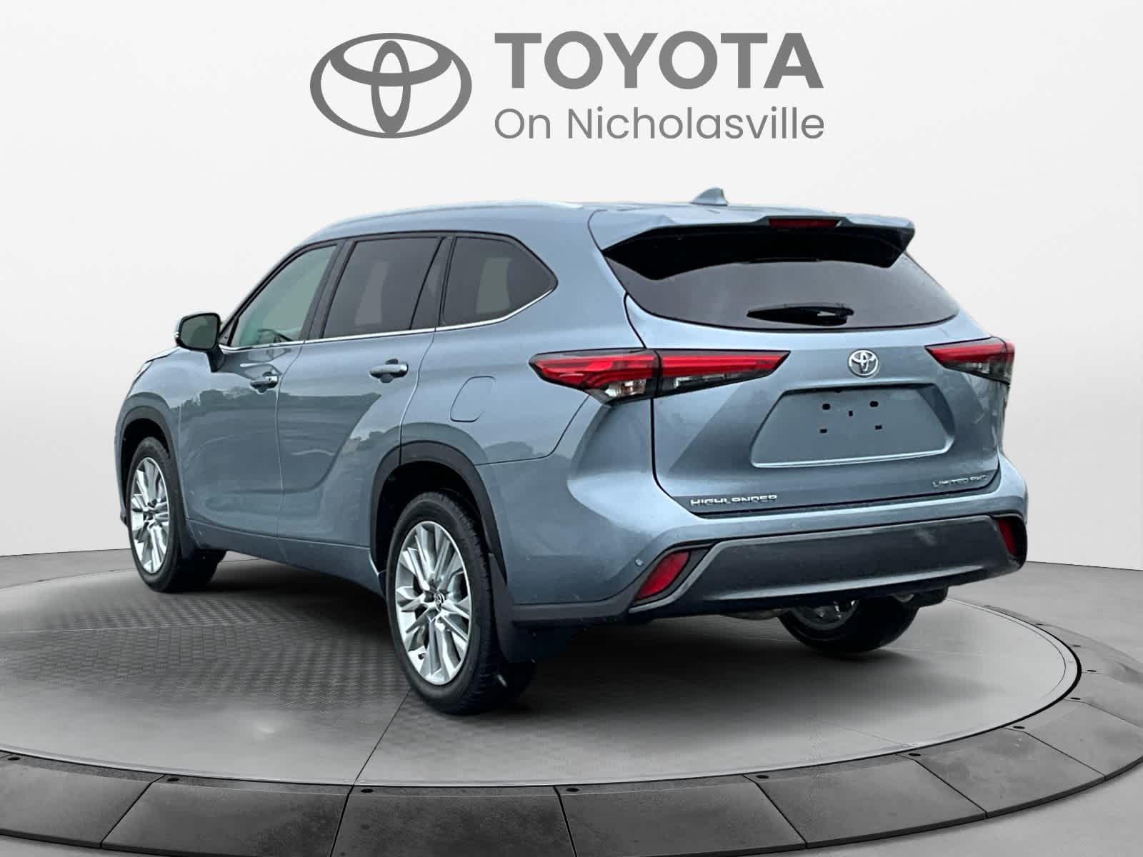 2022 Toyota Highlander Limited