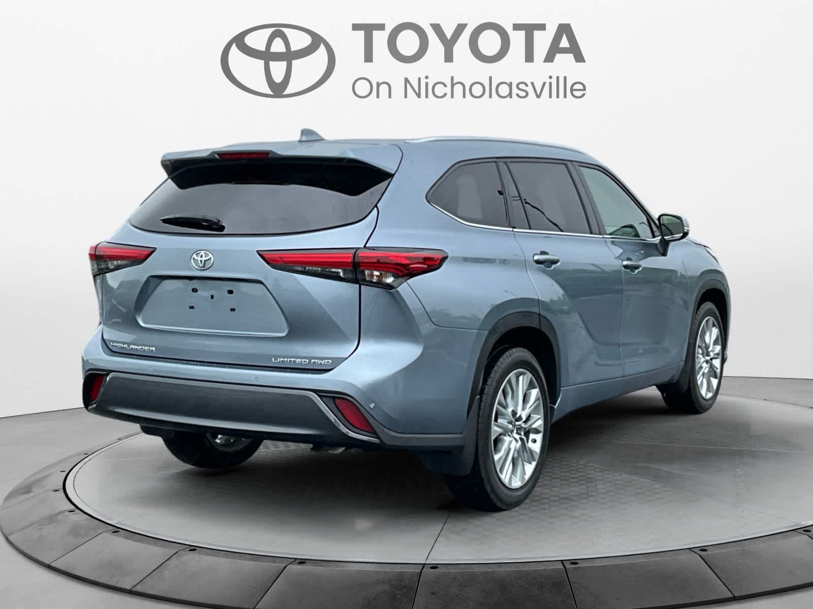 2022 Toyota Highlander Limited