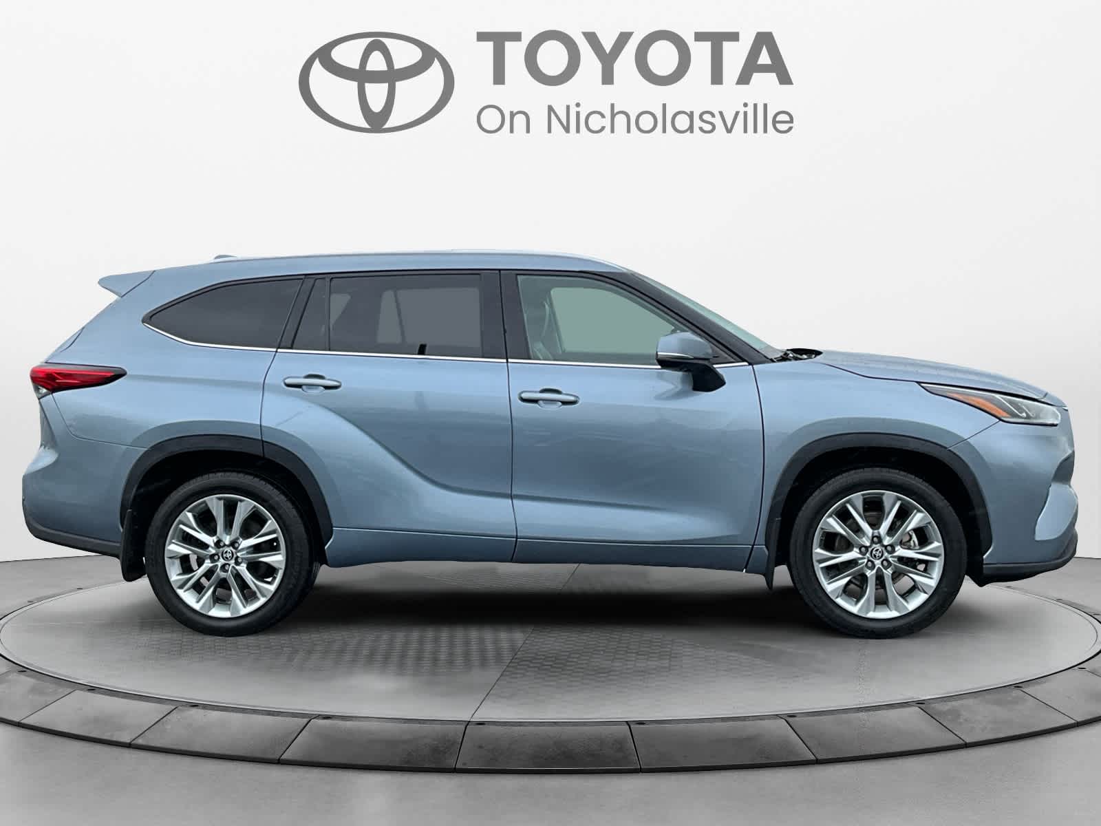 2022 Toyota Highlander Limited