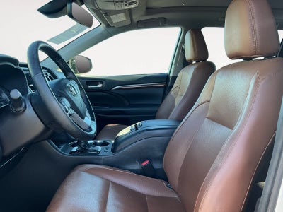 2018 Toyota Highlander Limited Platinum