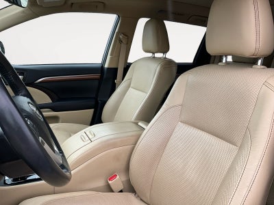 2019 Toyota Highlander Limited Platinum