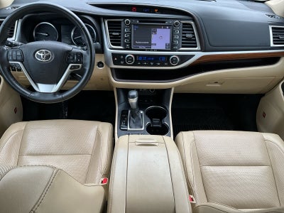 2019 Toyota Highlander Limited Platinum
