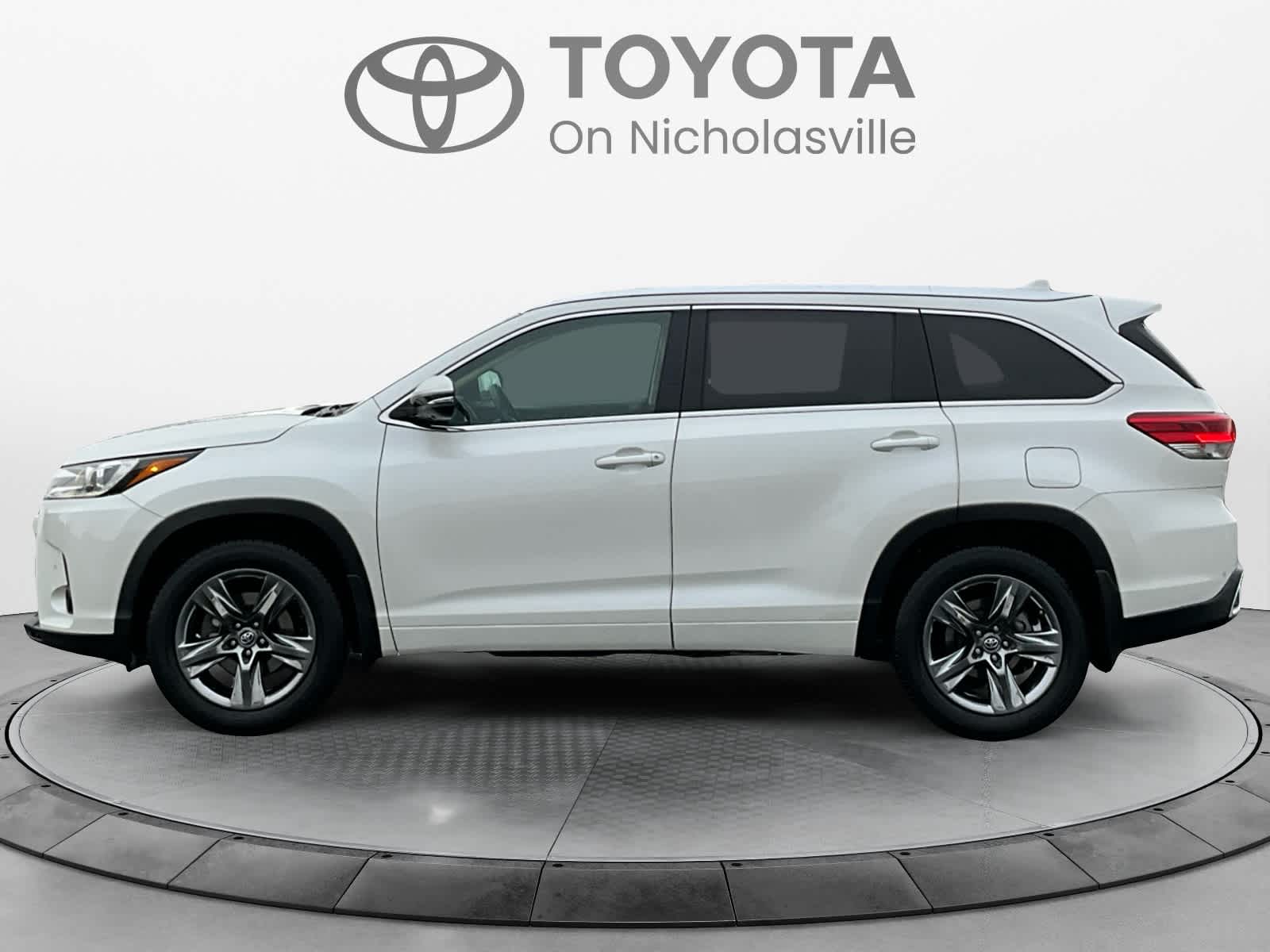 2019 Toyota Highlander Limited Platinum