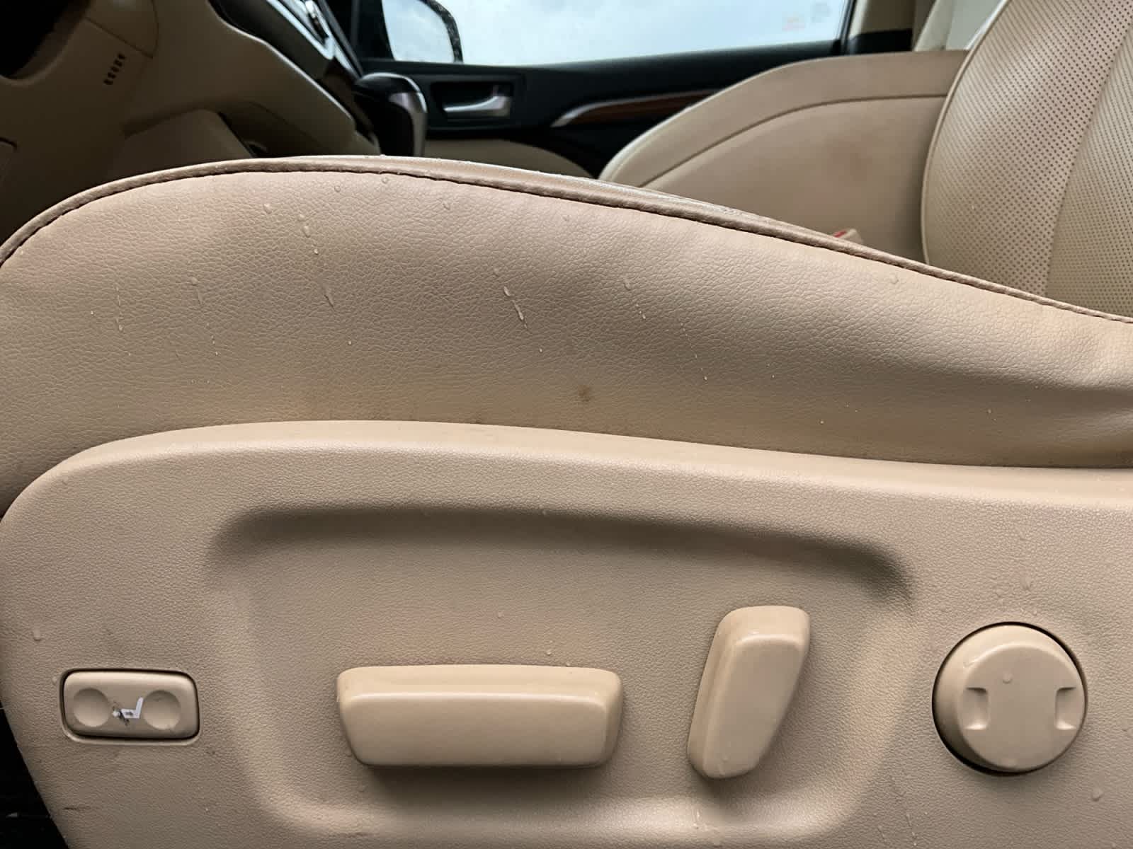 2019 Toyota Highlander Limited Platinum