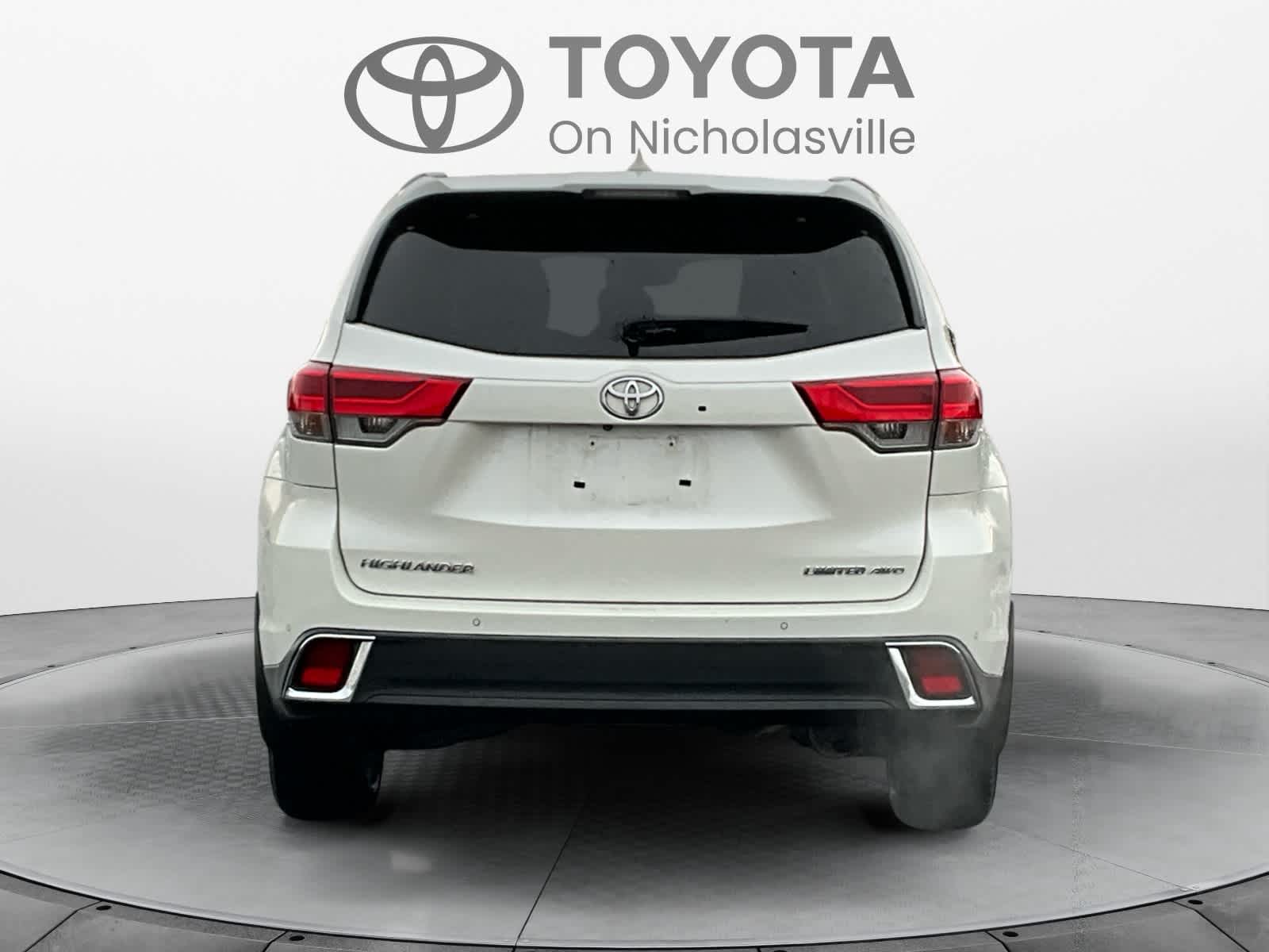 2019 Toyota Highlander Limited Platinum