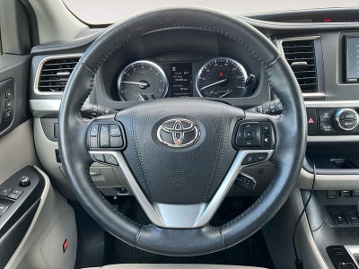 2019 Toyota Highlander Limited Platinum