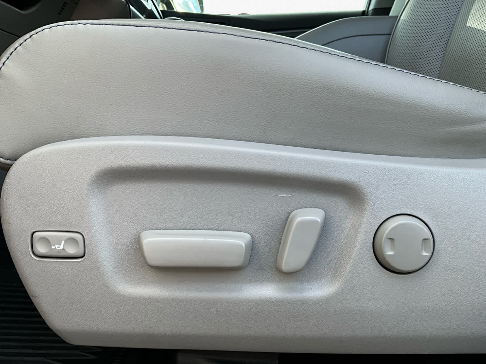 2019 Toyota Highlander Limited Platinum
