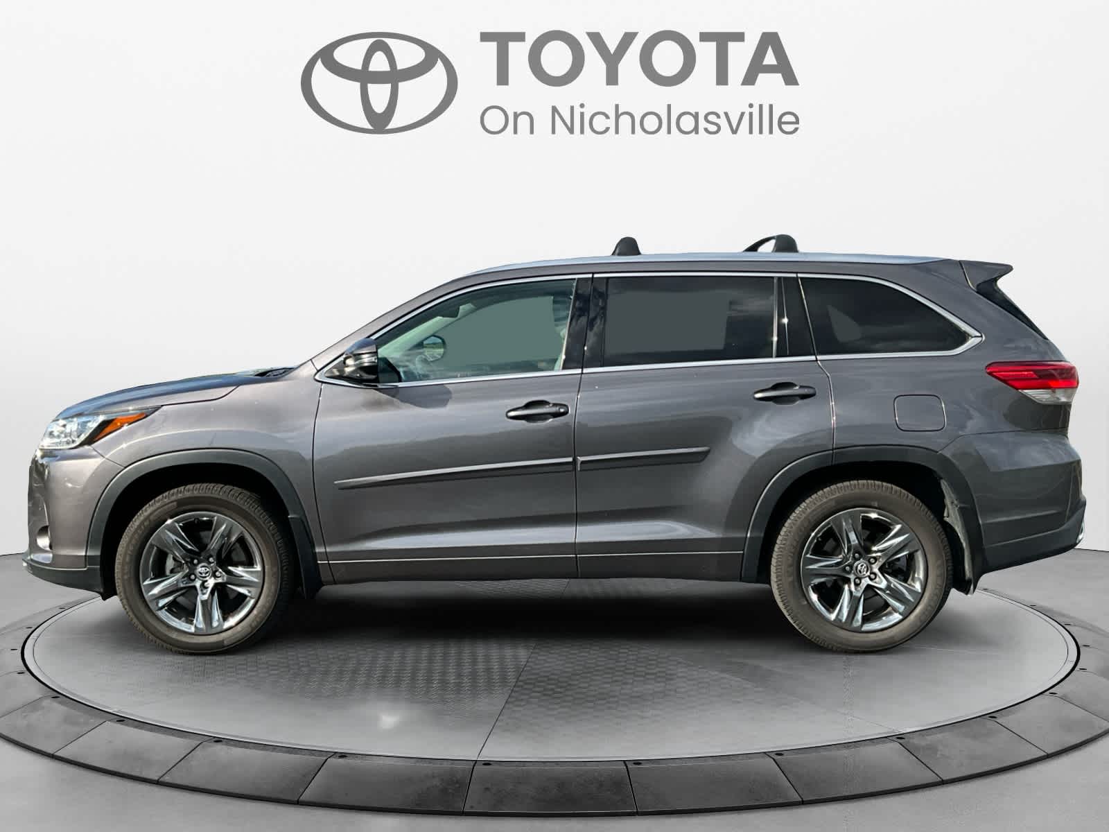 2019 Toyota Highlander Limited Platinum
