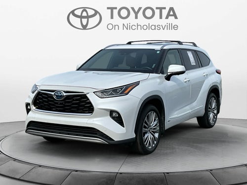 2023 Toyota Highlander Hybrid Platinum