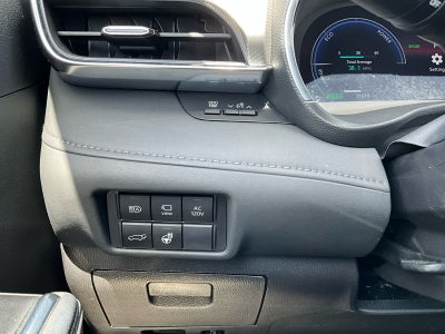 2025 Toyota Highlander Hybrid Platinum