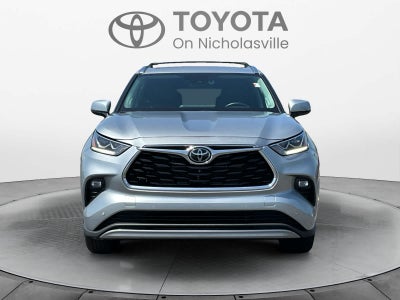 2025 Toyota Highlander Hybrid Platinum