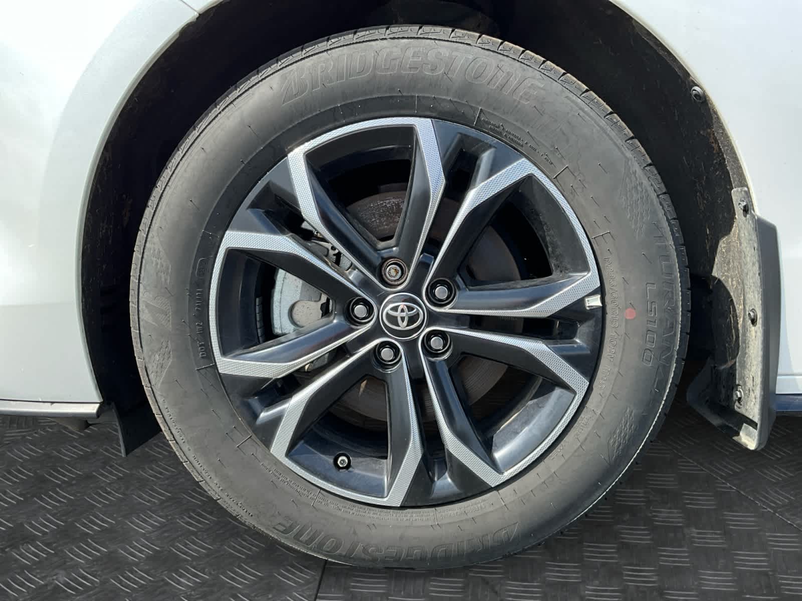 2025 Toyota Sienna Platinum