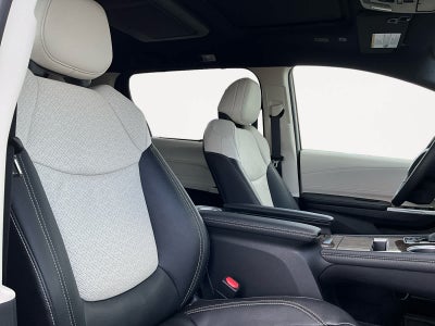 2025 Toyota Sienna Platinum