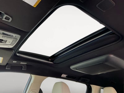 2025 Toyota Sienna Platinum