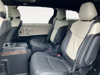 2026 Toyota Sienna Platinum