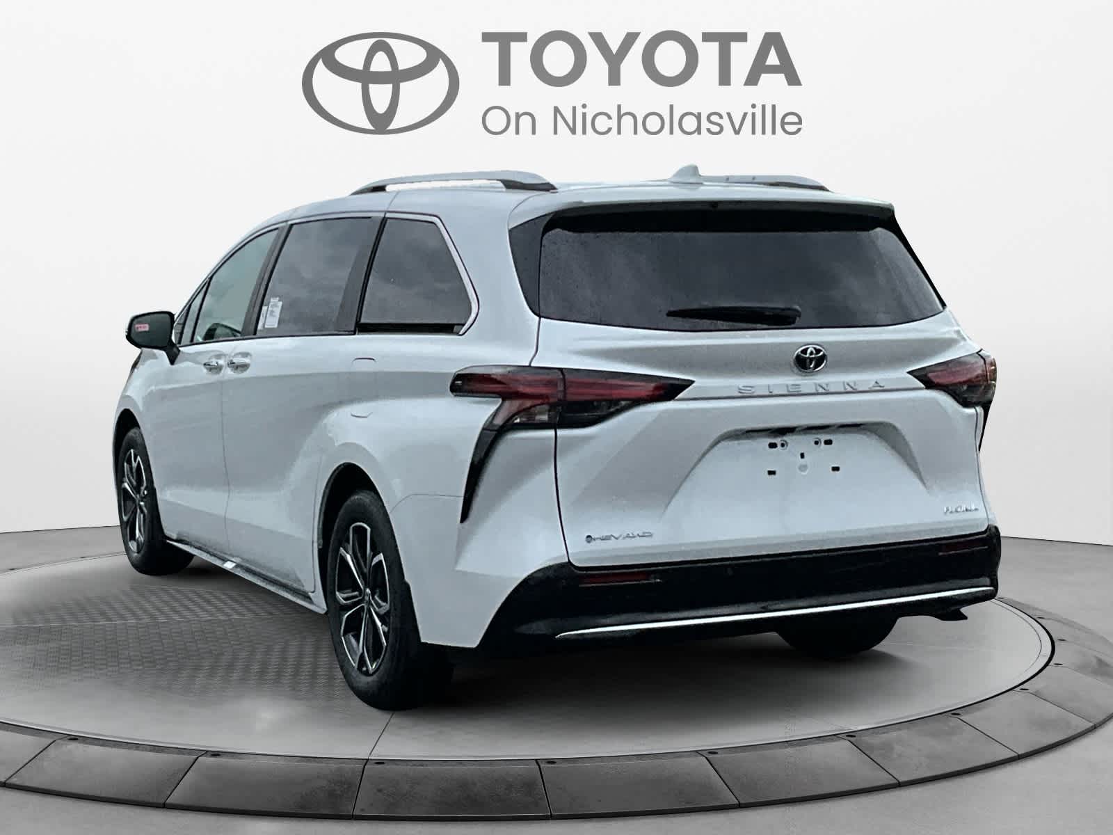 2026 Toyota Sienna Platinum