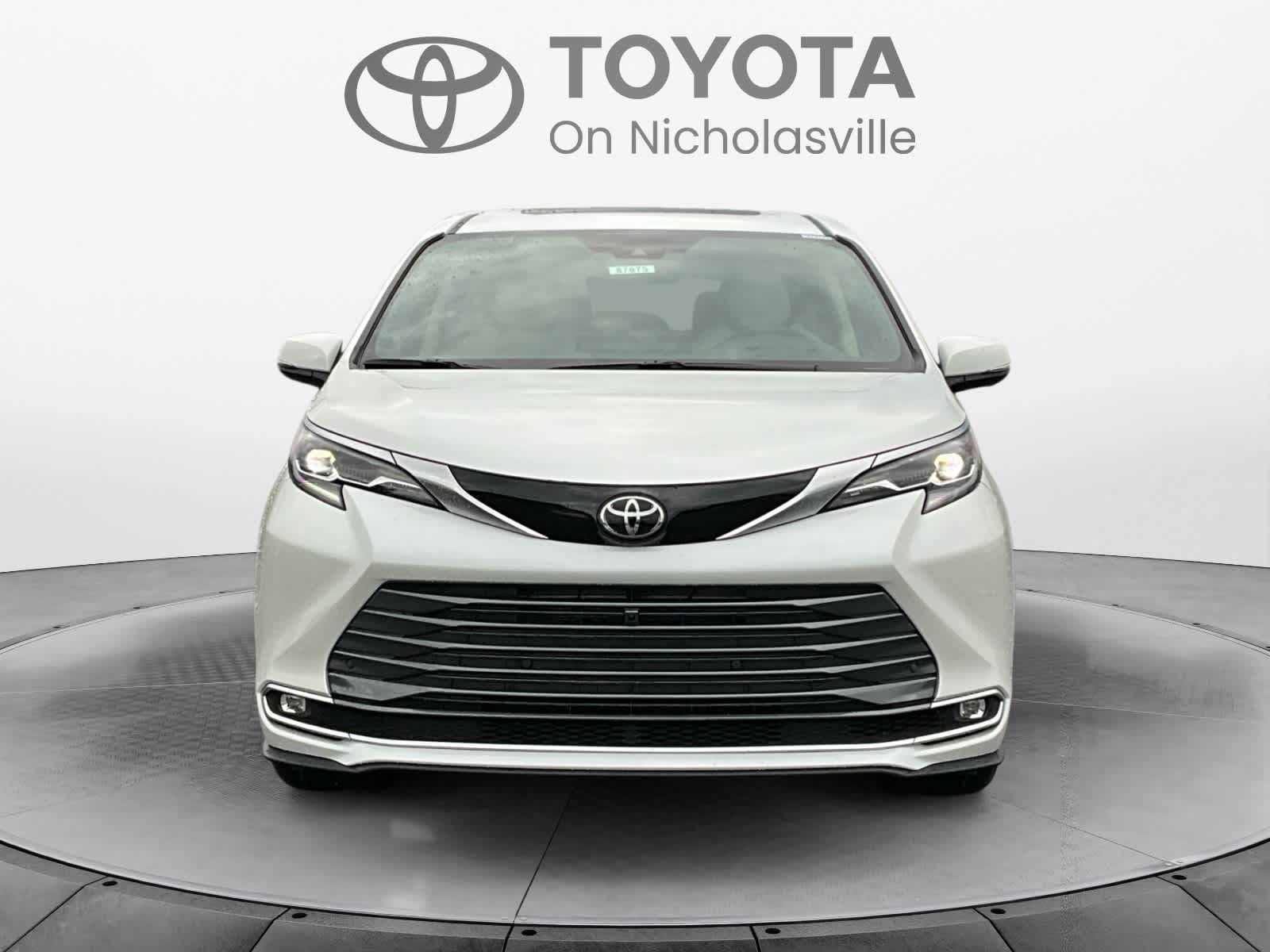 2026 Toyota Sienna Platinum