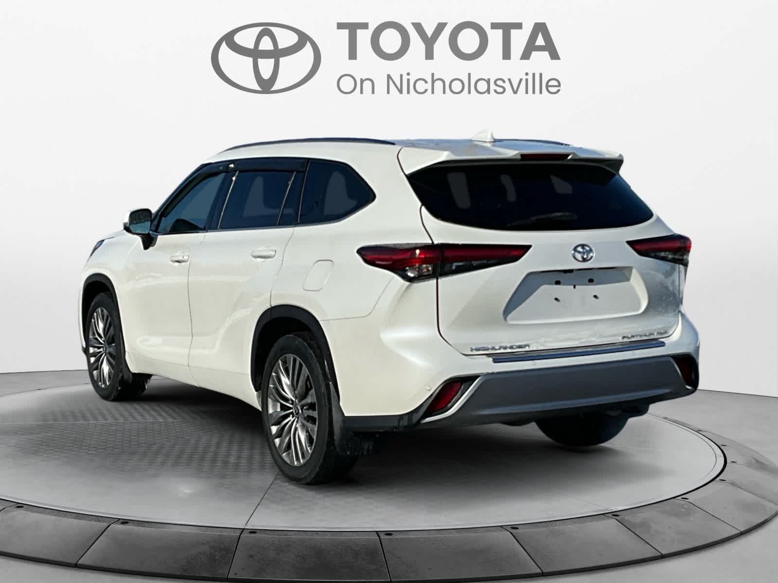2020 Toyota Highlander Platinum