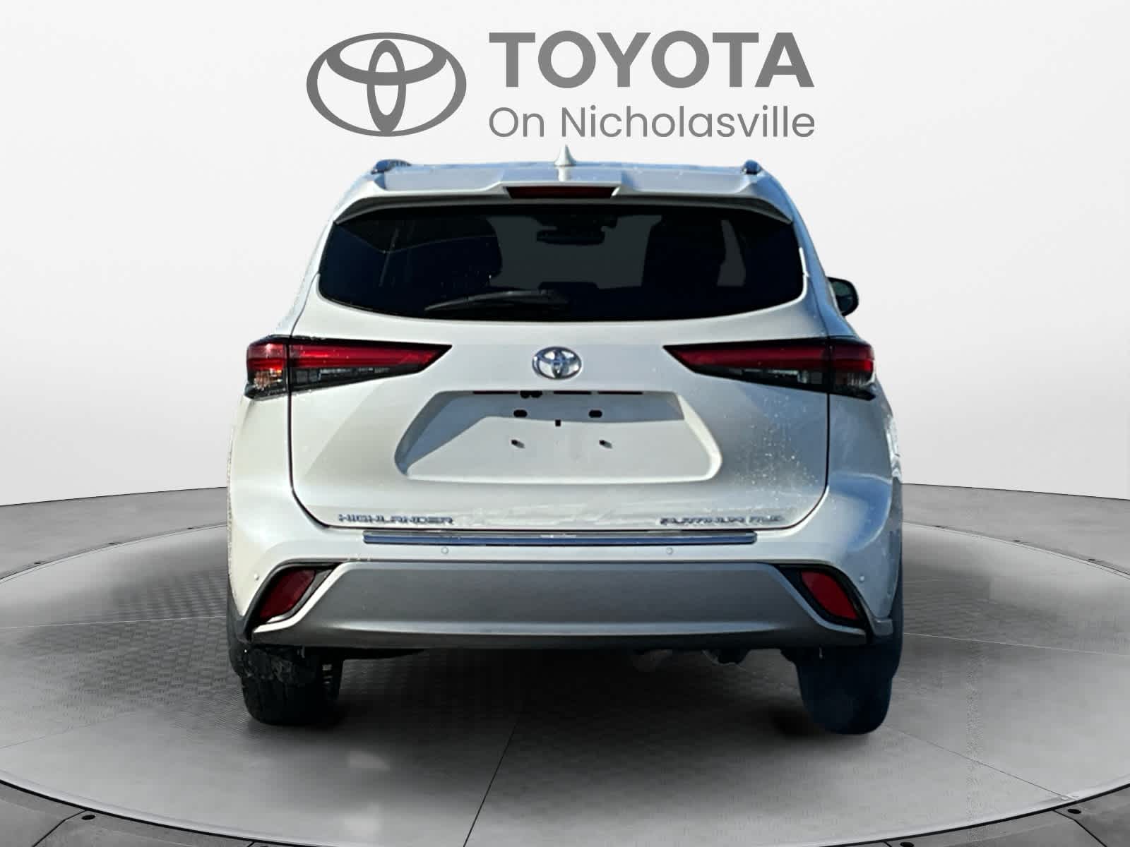 2020 Toyota Highlander Platinum