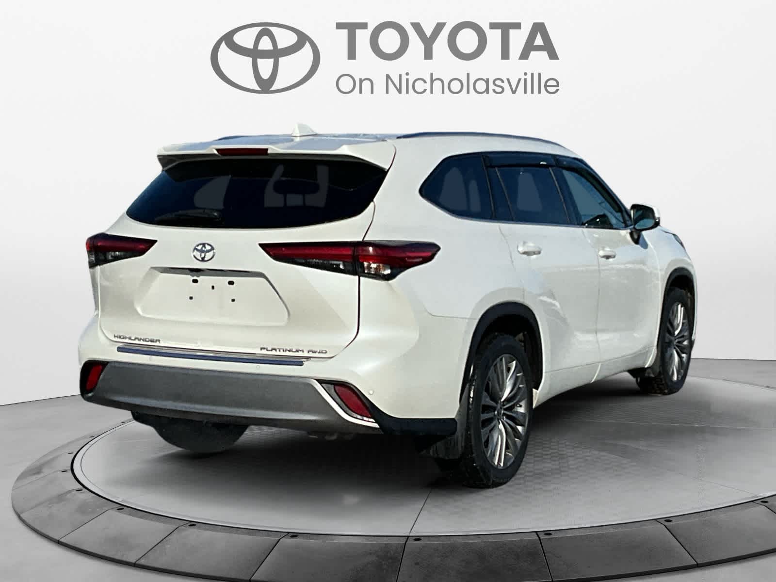2020 Toyota Highlander Platinum
