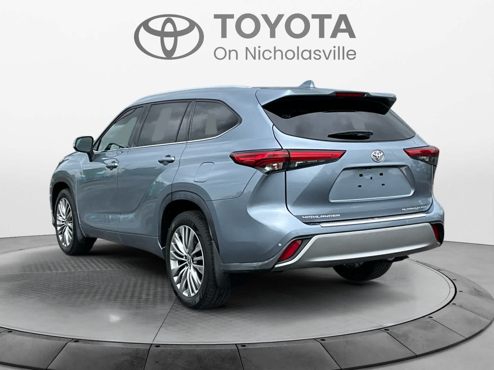 2020 Toyota Highlander Platinum