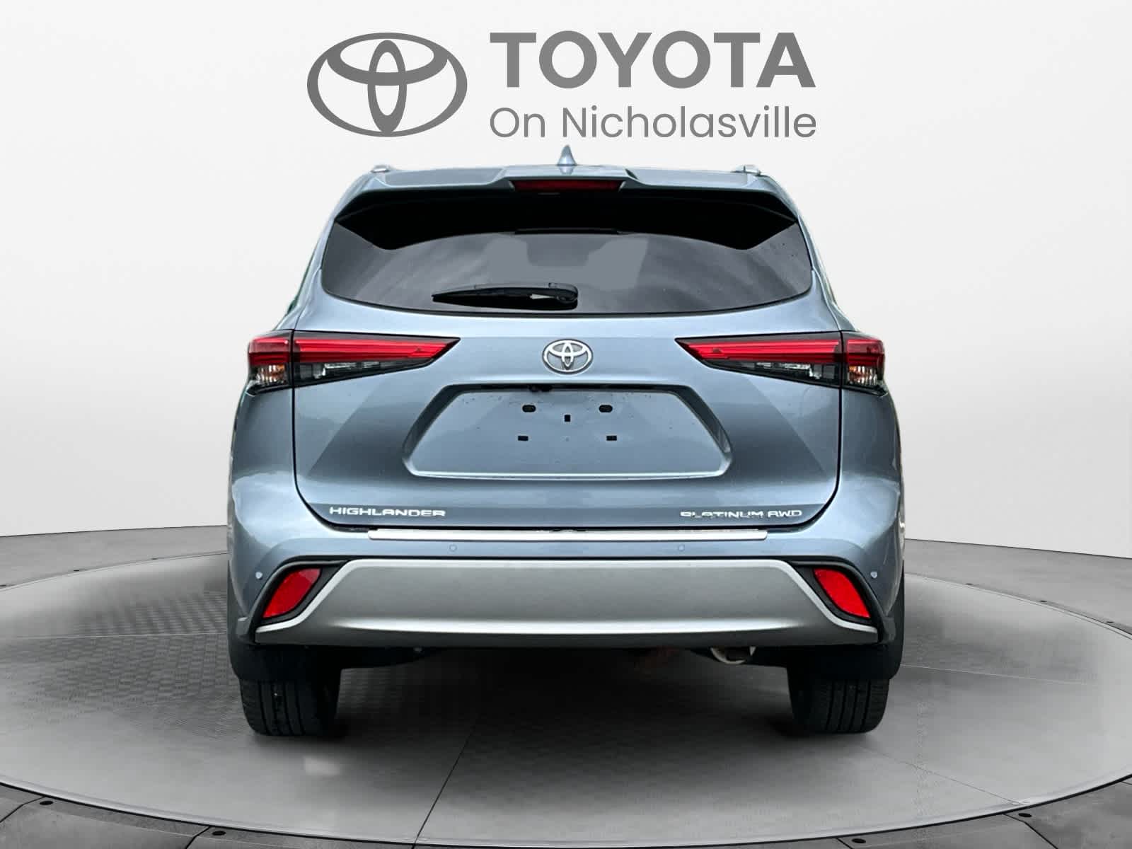 2020 Toyota Highlander Platinum