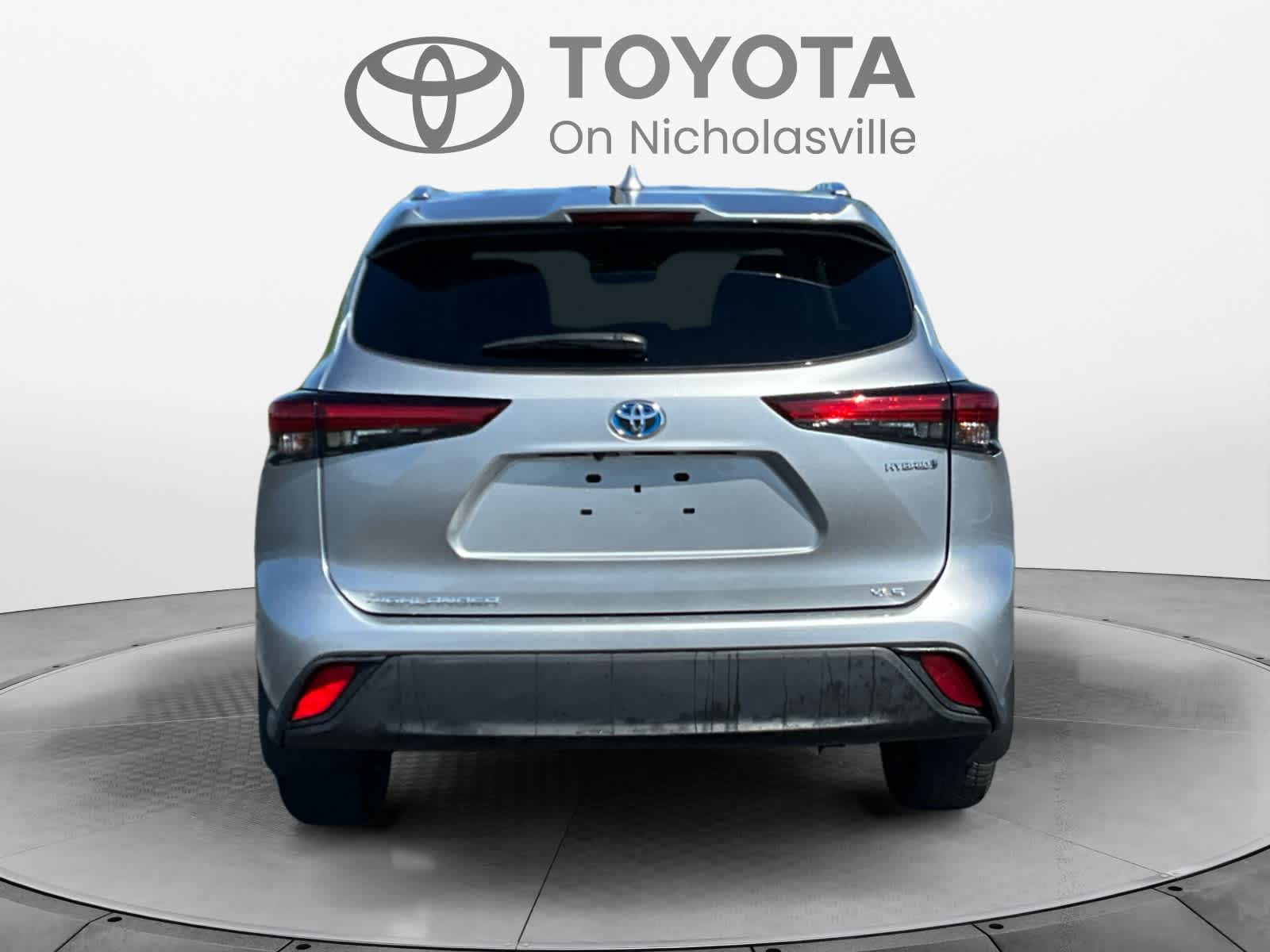 2021 Toyota Highlander Hybrid XLE