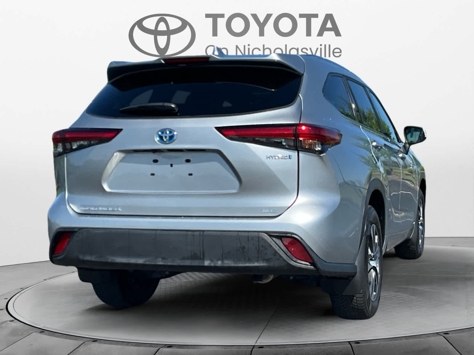 2021 Toyota Highlander Hybrid XLE