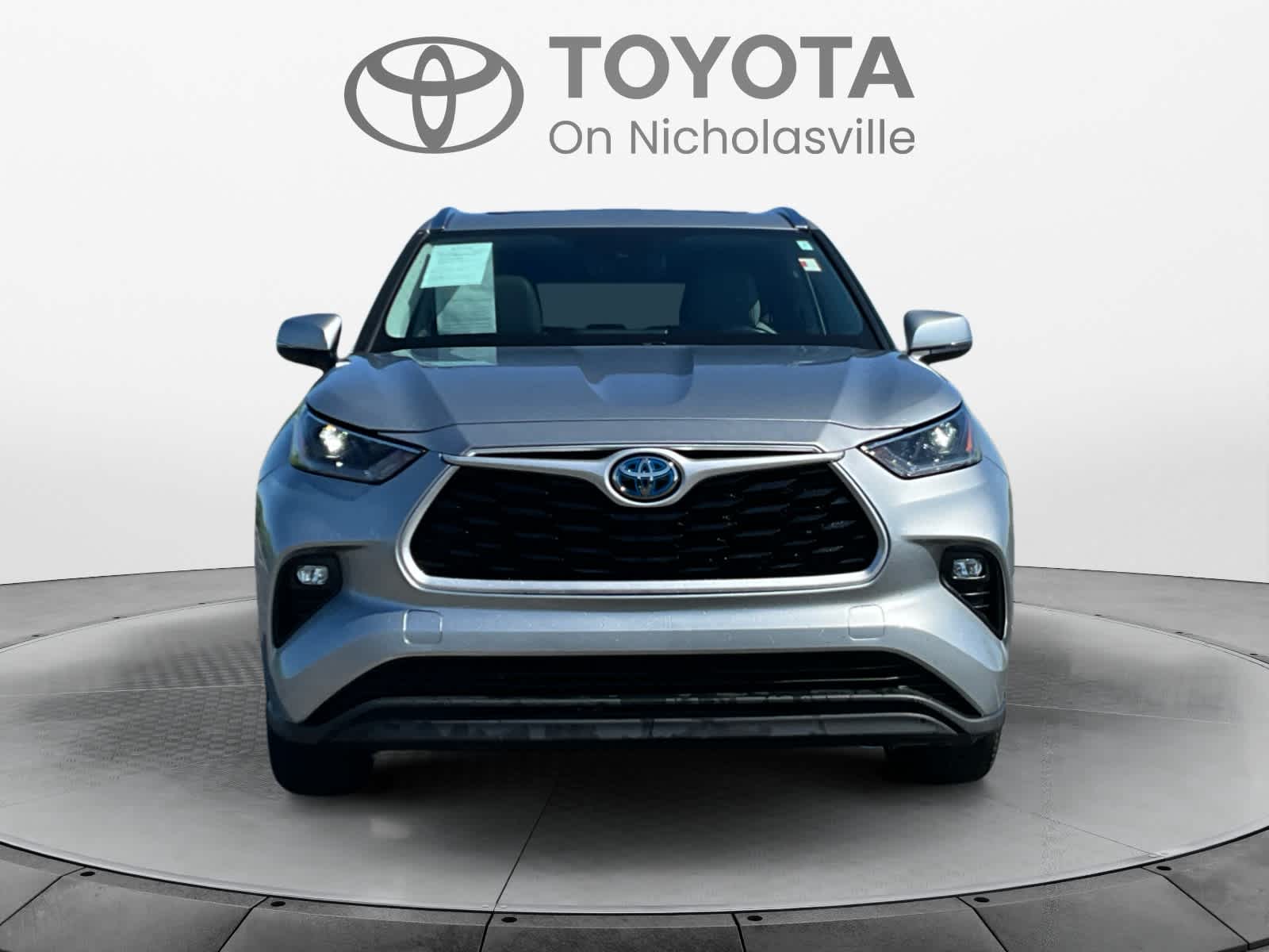 2021 Toyota Highlander Hybrid XLE