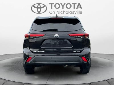 2021 Toyota Highlander XLE