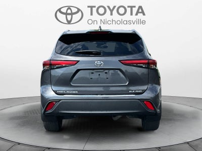 2022 Toyota Highlander XLE