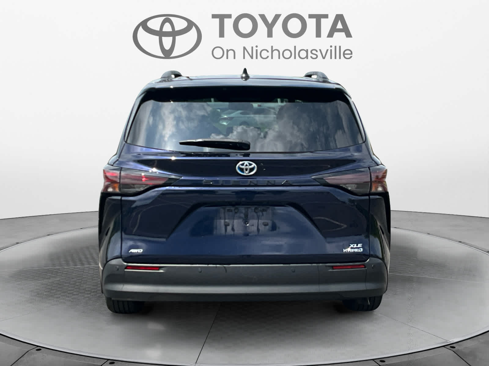 2023 Toyota Sienna XLE
