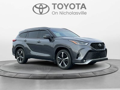 2022 Toyota Highlander XSE