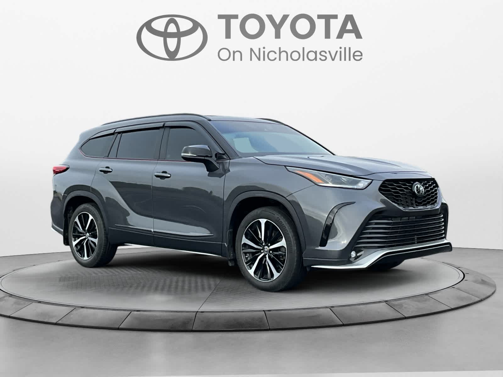 2022 Toyota Highlander XSE