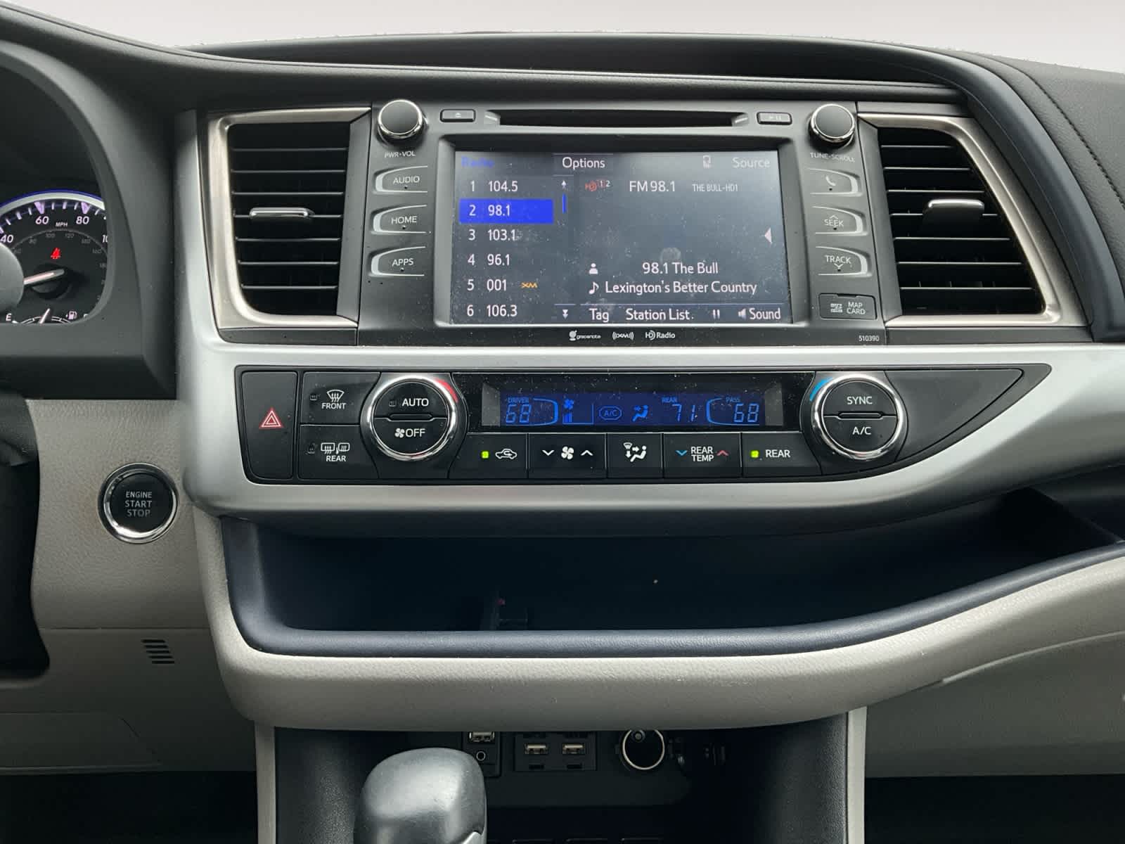 2019 Toyota Highlander XLE
