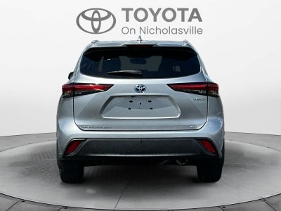 2023 Toyota Highlander Hybrid XLE
