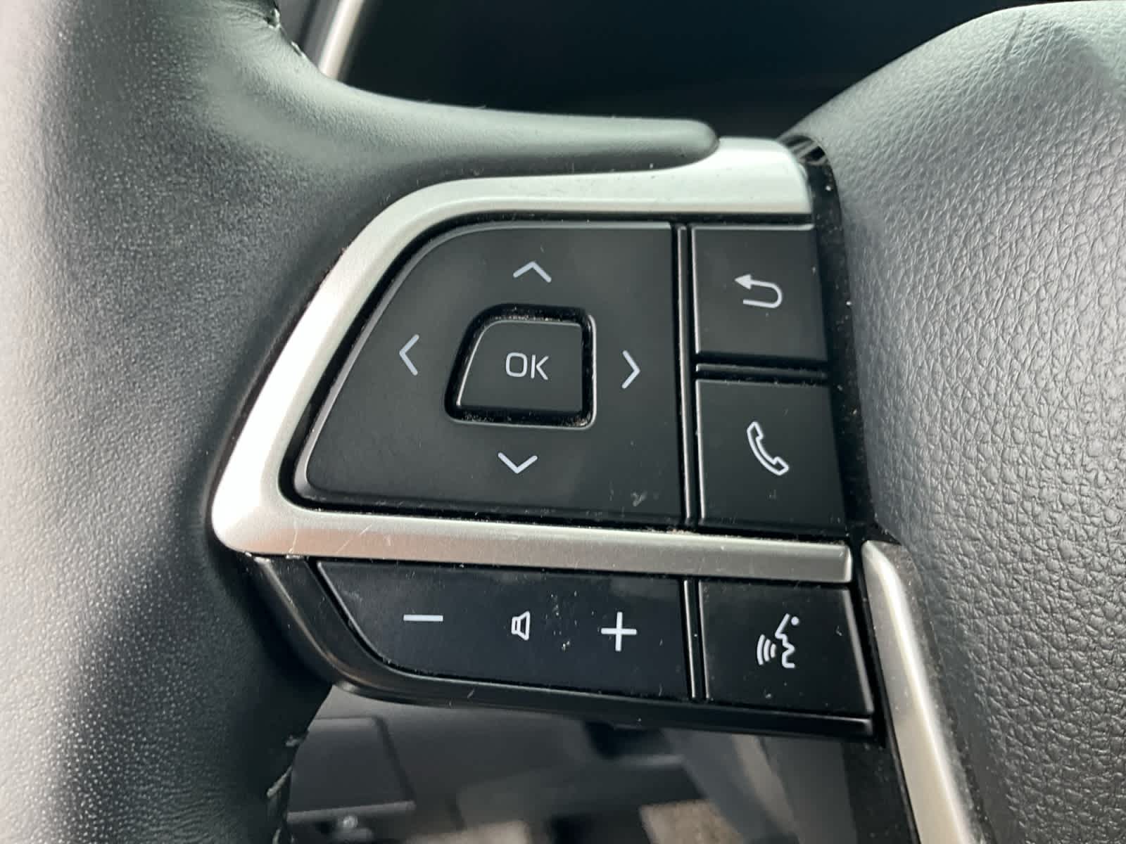 2024 Toyota Highlander Hybrid XLE