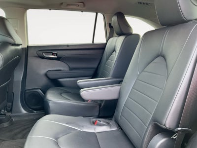 2024 Toyota Highlander Hybrid XLE
