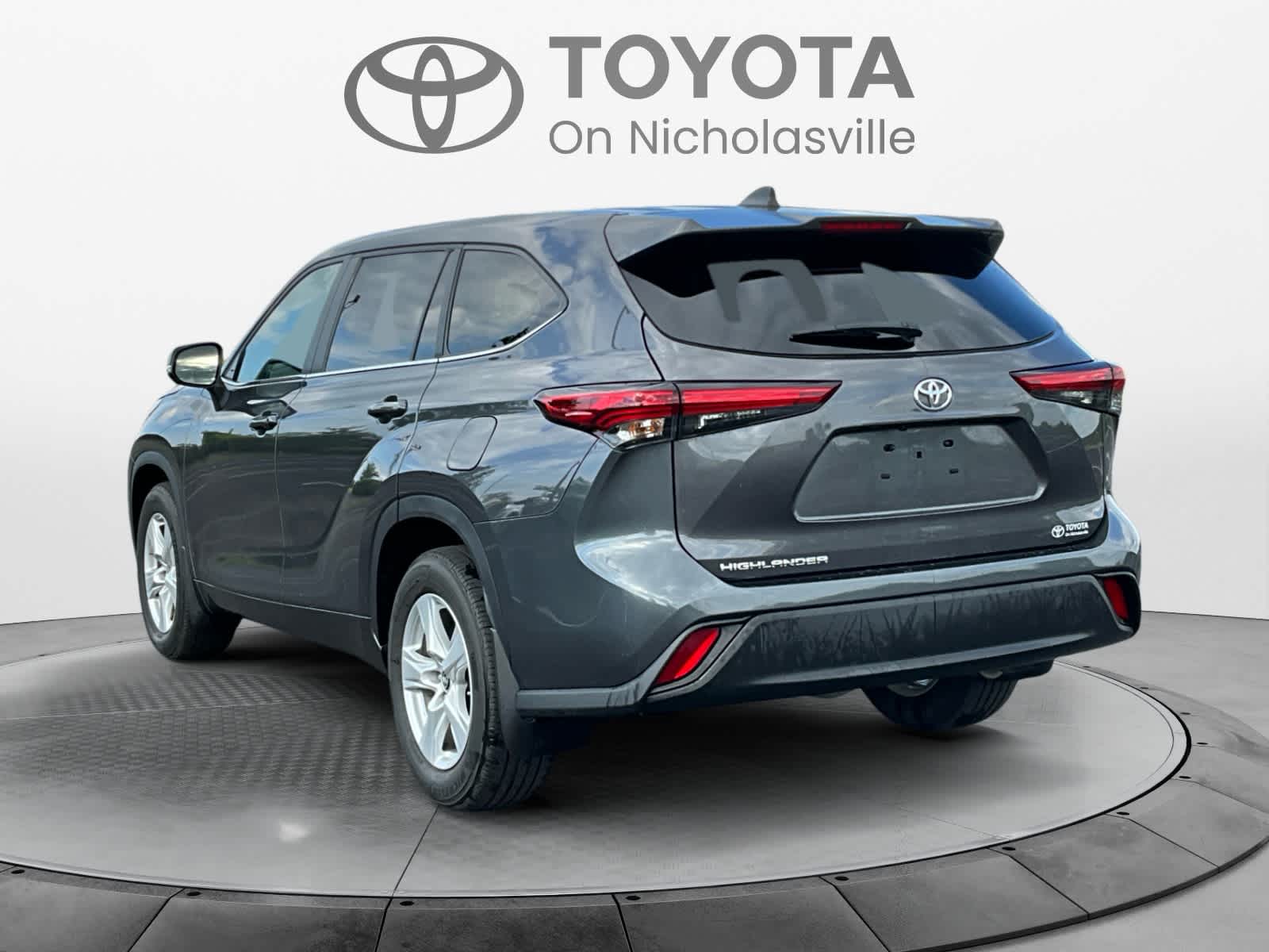 2023 Toyota Highlander L