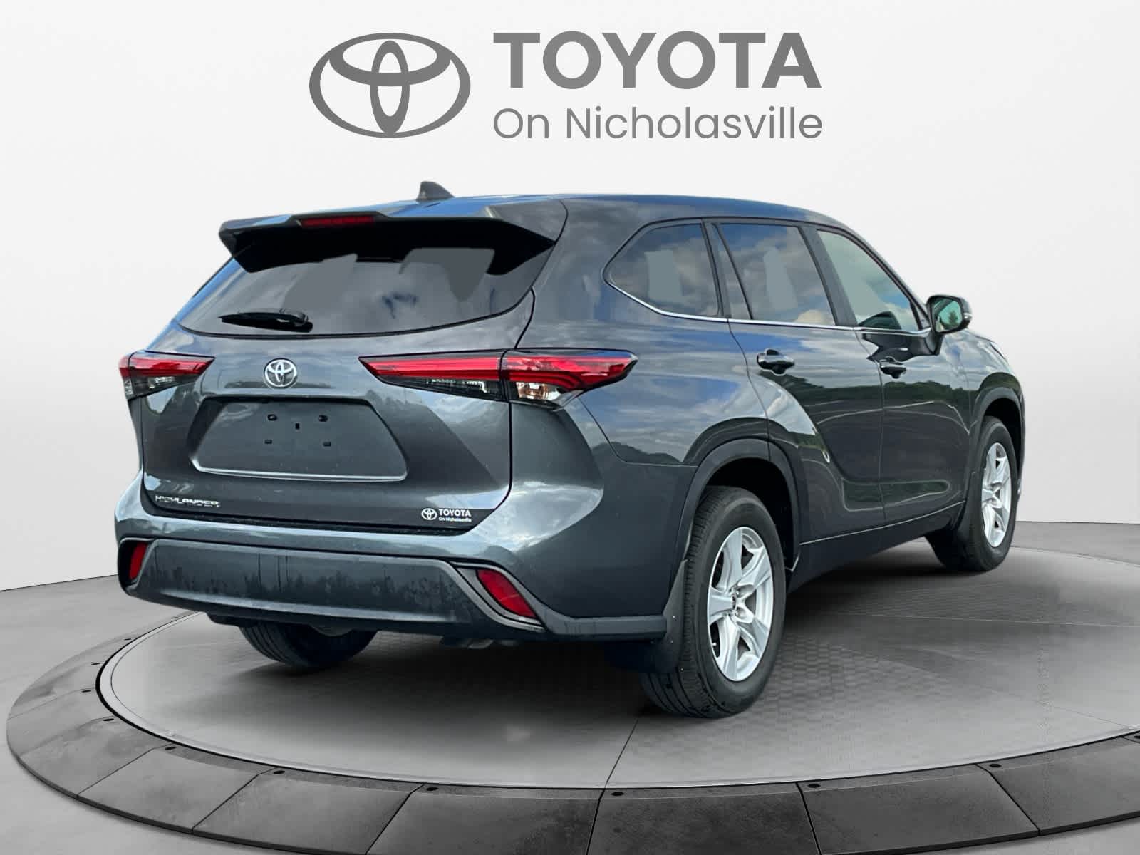 2023 Toyota Highlander L