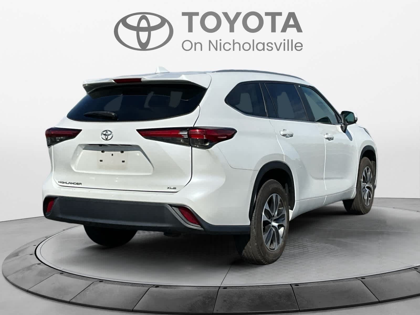 2023 Toyota Highlander XLE