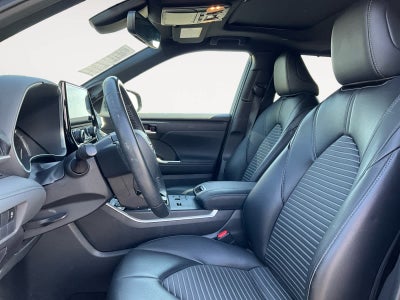 2023 Toyota Highlander XSE